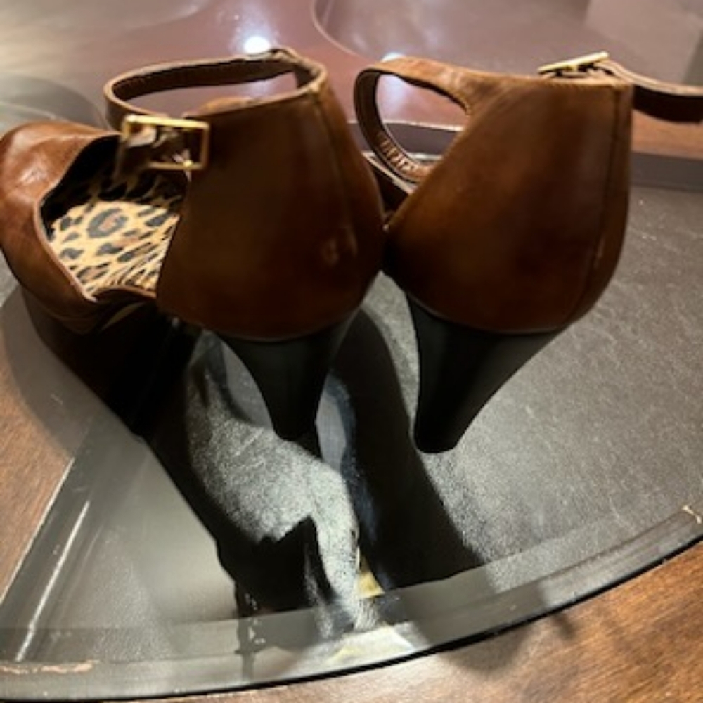 Talbots 3" heels - Picture 3 of 7